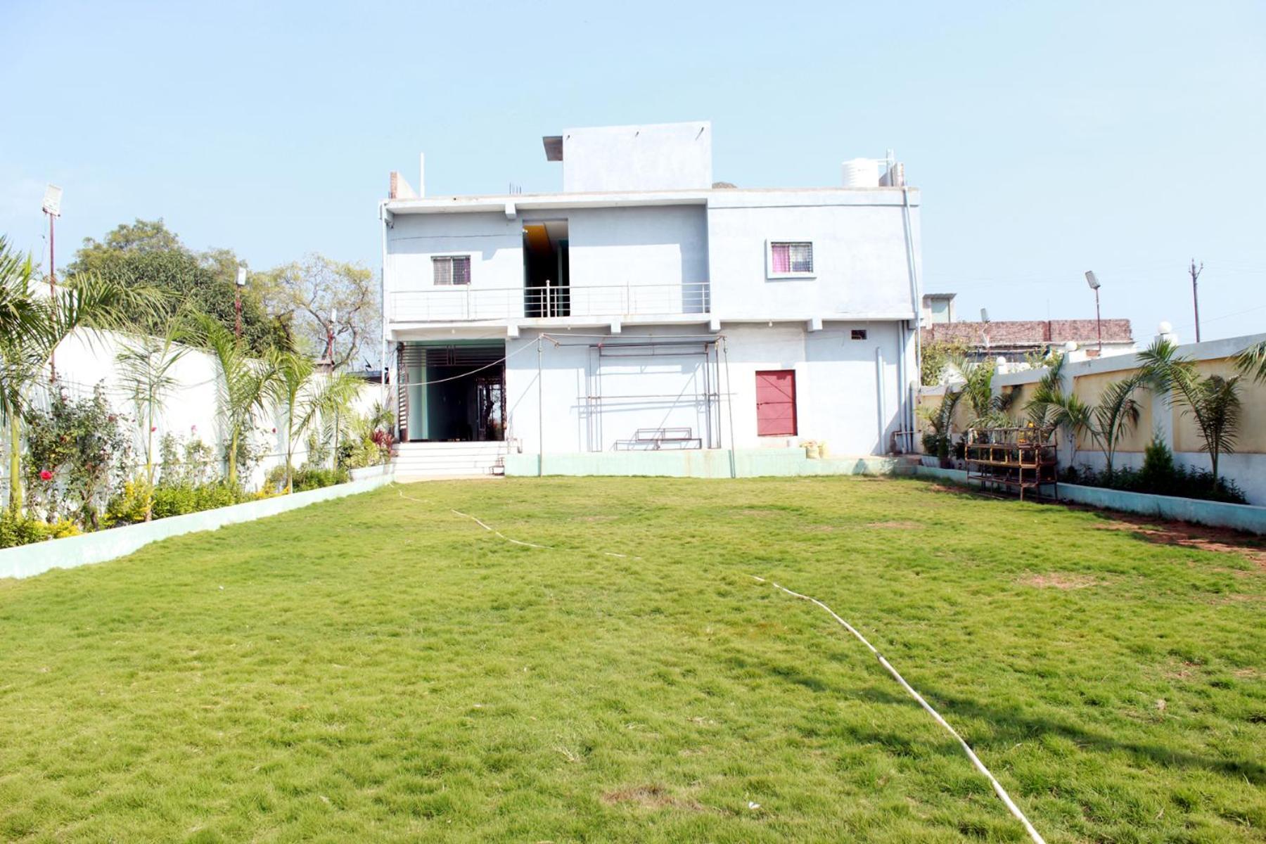 Utsav Lodge And Mangal Bhavan Piparia Екстер'єр фото